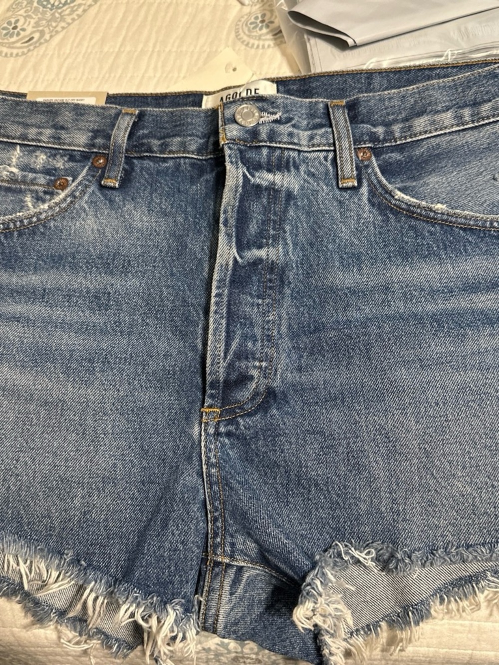 NWT Agolde Parker Vintage Faded Blue Frayed Hem High-Rise Denim Shorts